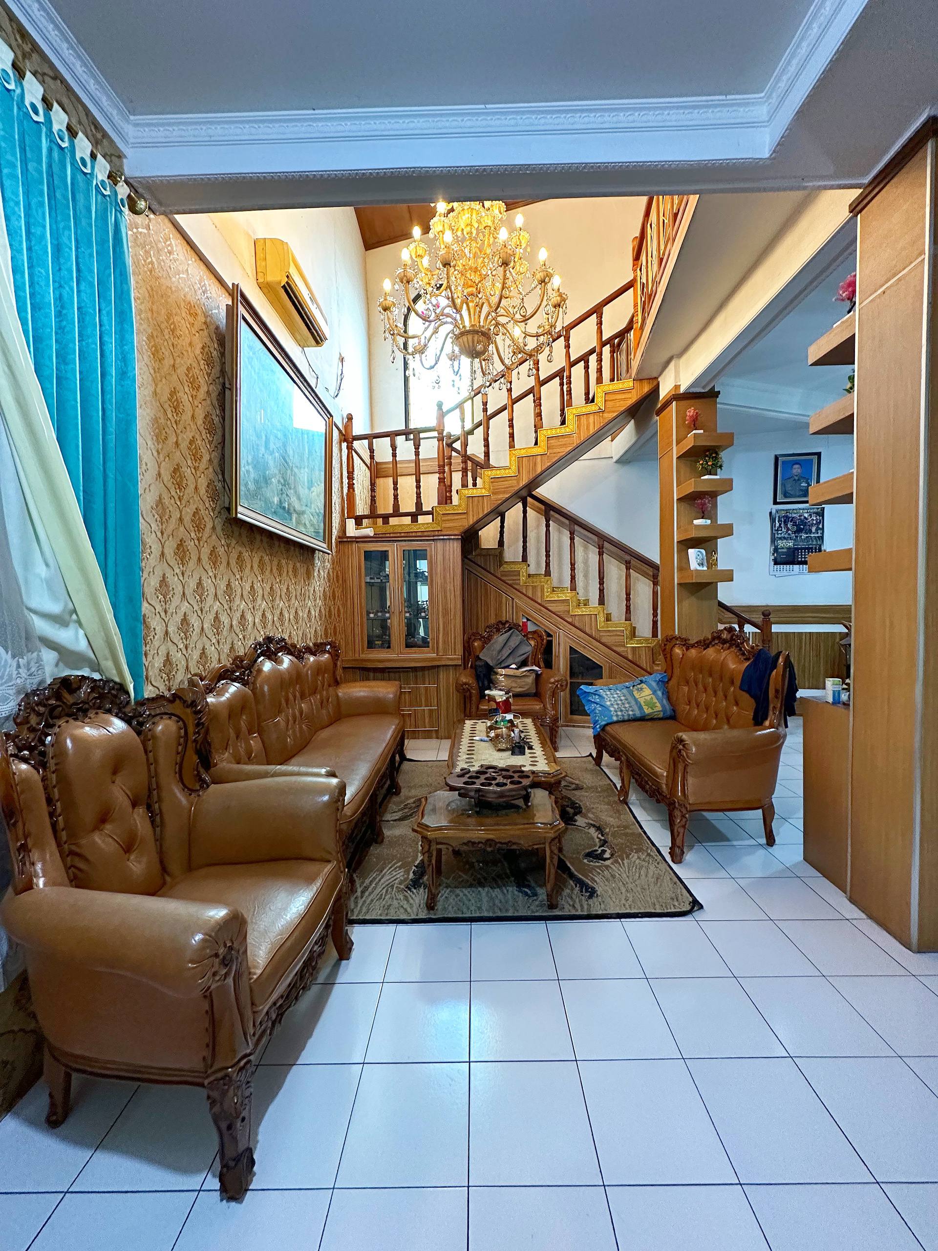 Rumah dijual lingkungan asri Cimanggis Depok take all