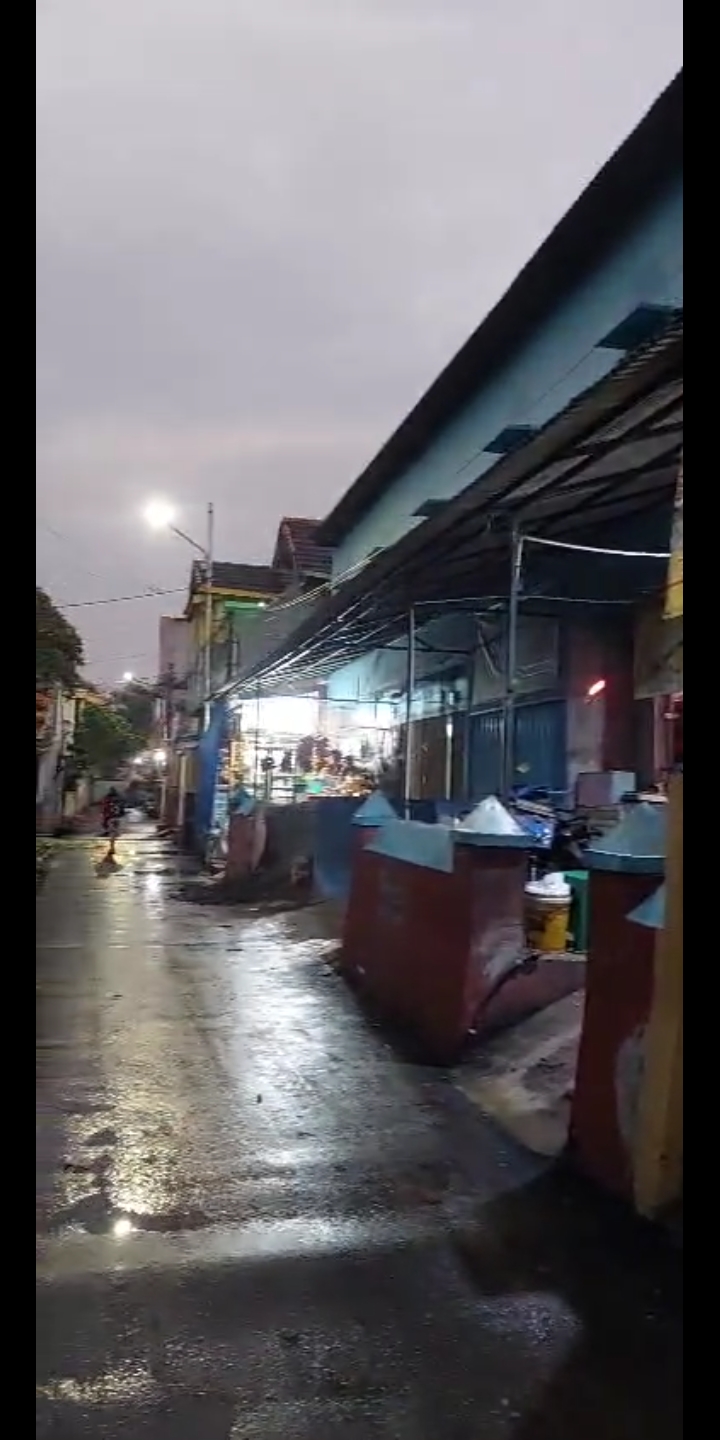 Dijual rumah kost dan kontrakan di Tegal Alur,  Kalideres