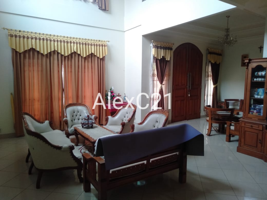 Dijual rumah Pasar Rebo, Kalisari, Pasar Rebo, Jakarta Timur