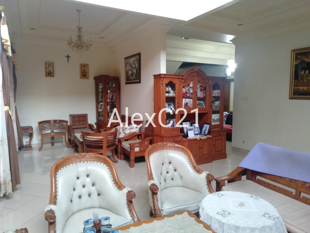 Dijual rumah Pasar Rebo, Kalisari, Pasar Rebo, Jakarta Timur