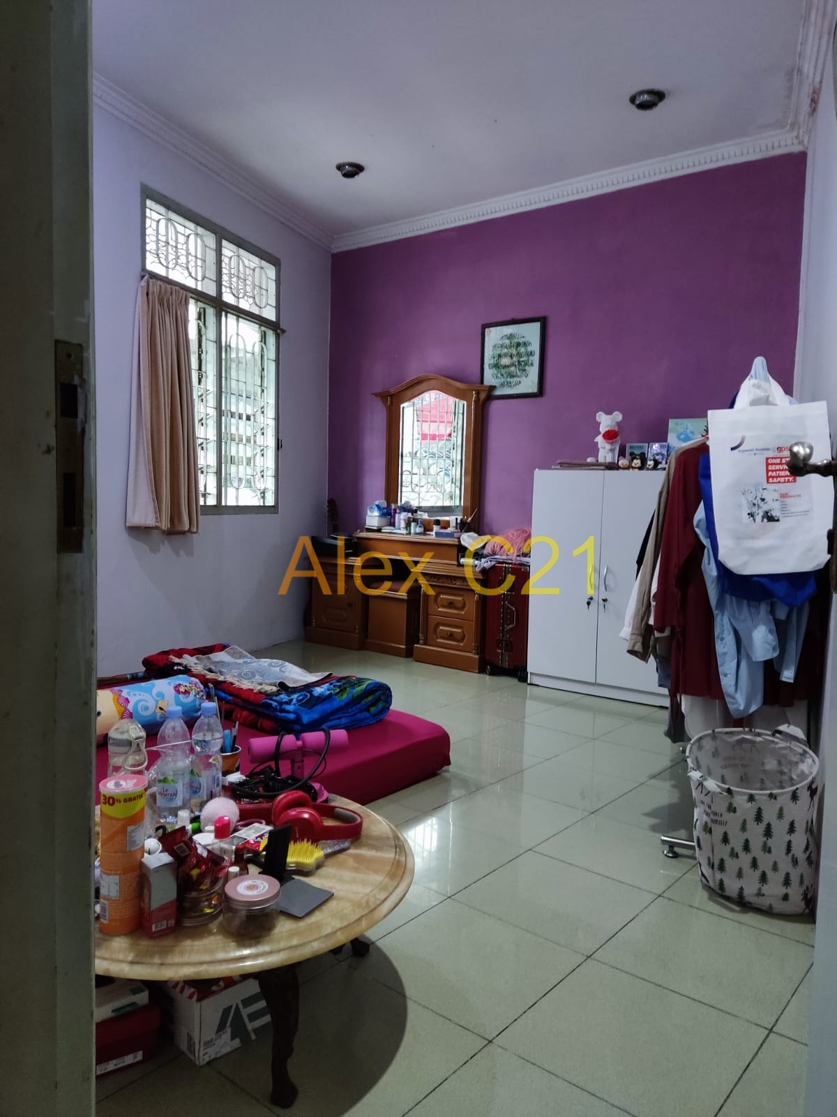 Dijual Rumah di Perum Villa Bintaro Indah , Jombang, Ciputat