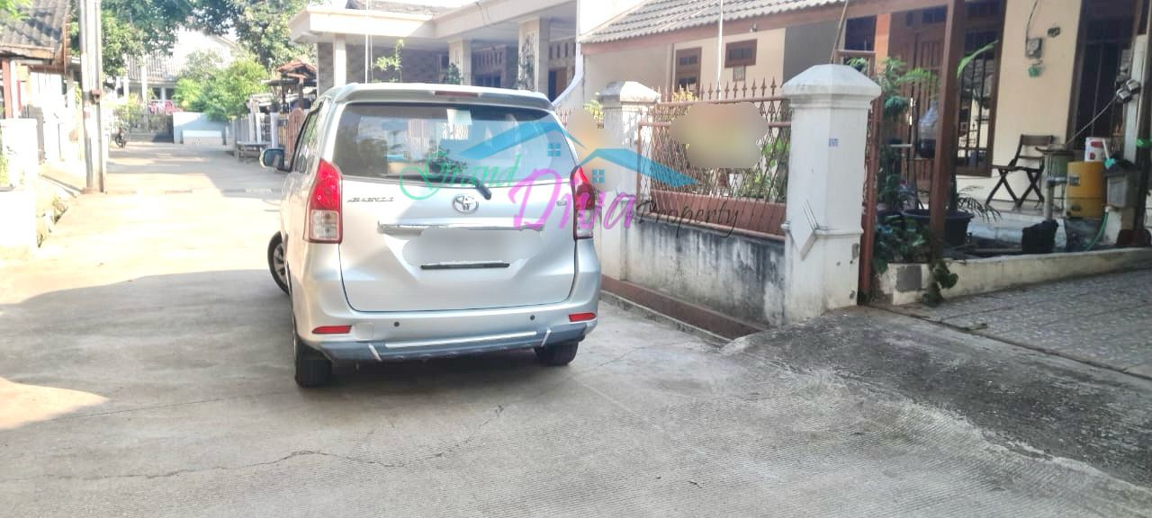 RUMAH DI KOMPLEK AL JATIBENING INDAH BEKASI