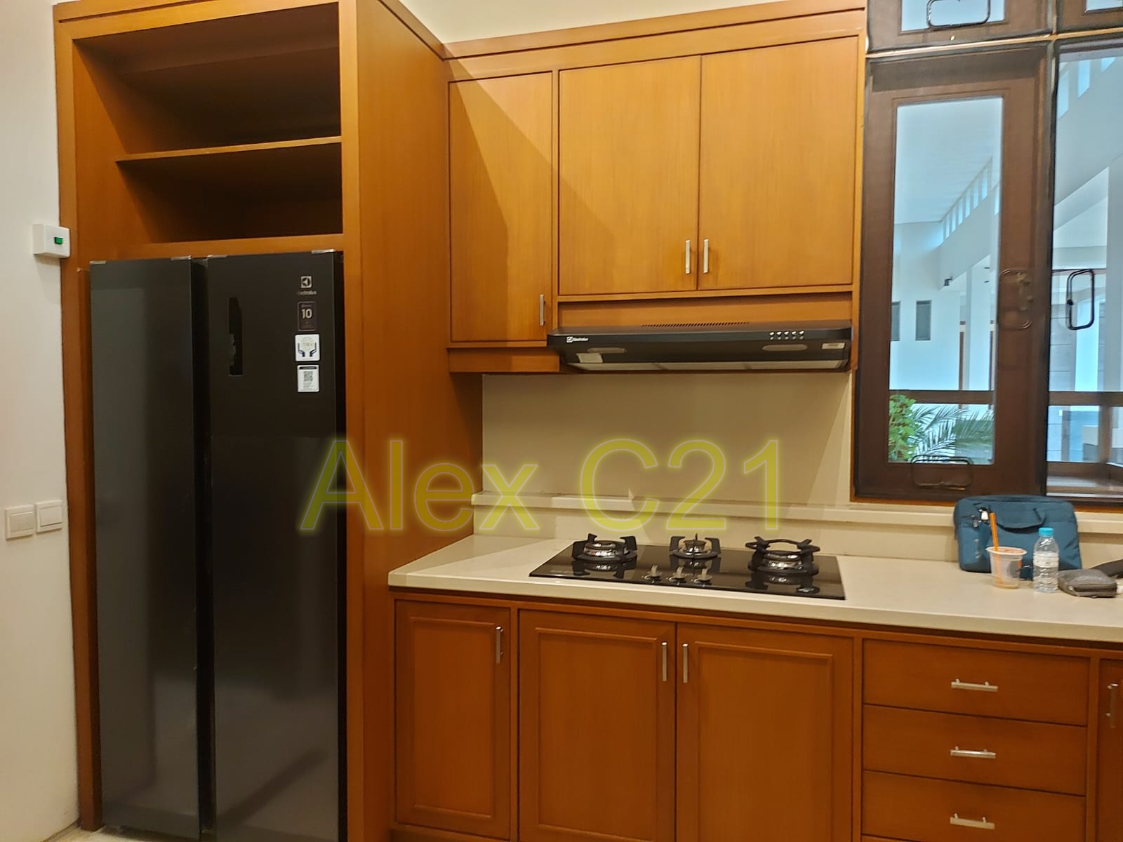 Disewakan Rumah cantik x sewa dari Kedutaan Belanda di Kemang