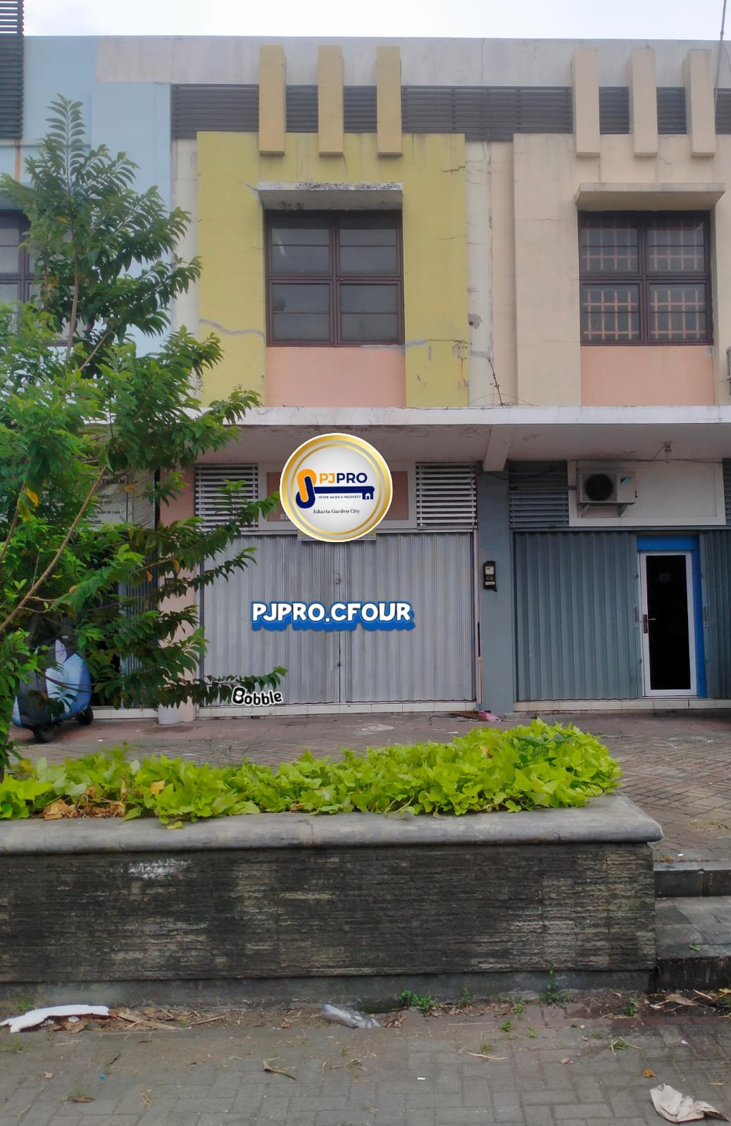 Dijual/Disewa Ruko 1unit dengan Lokasi Terdepan di Harapan Indah