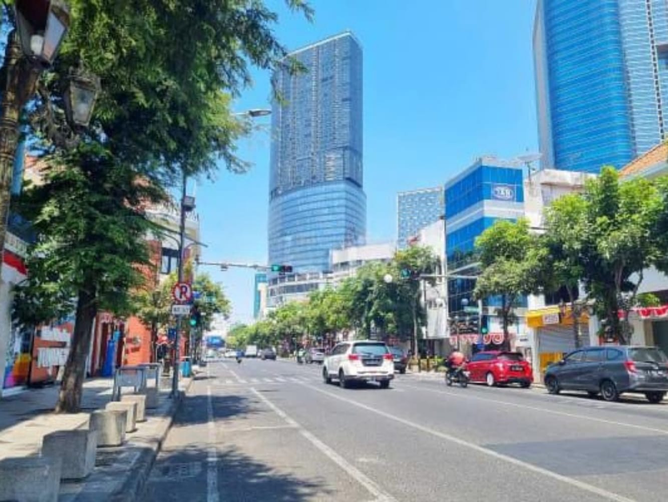 Dijual Tanah dan Gedung Jl. Tunjungan, Kel. Genteng, Surabaya