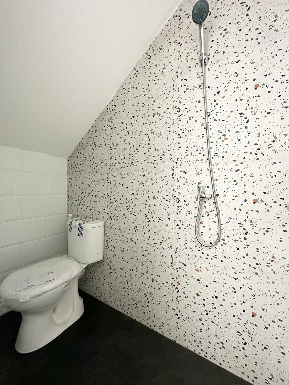 Townhouse Ceger Cipayung Jakarta Timur 5menit pintu tol