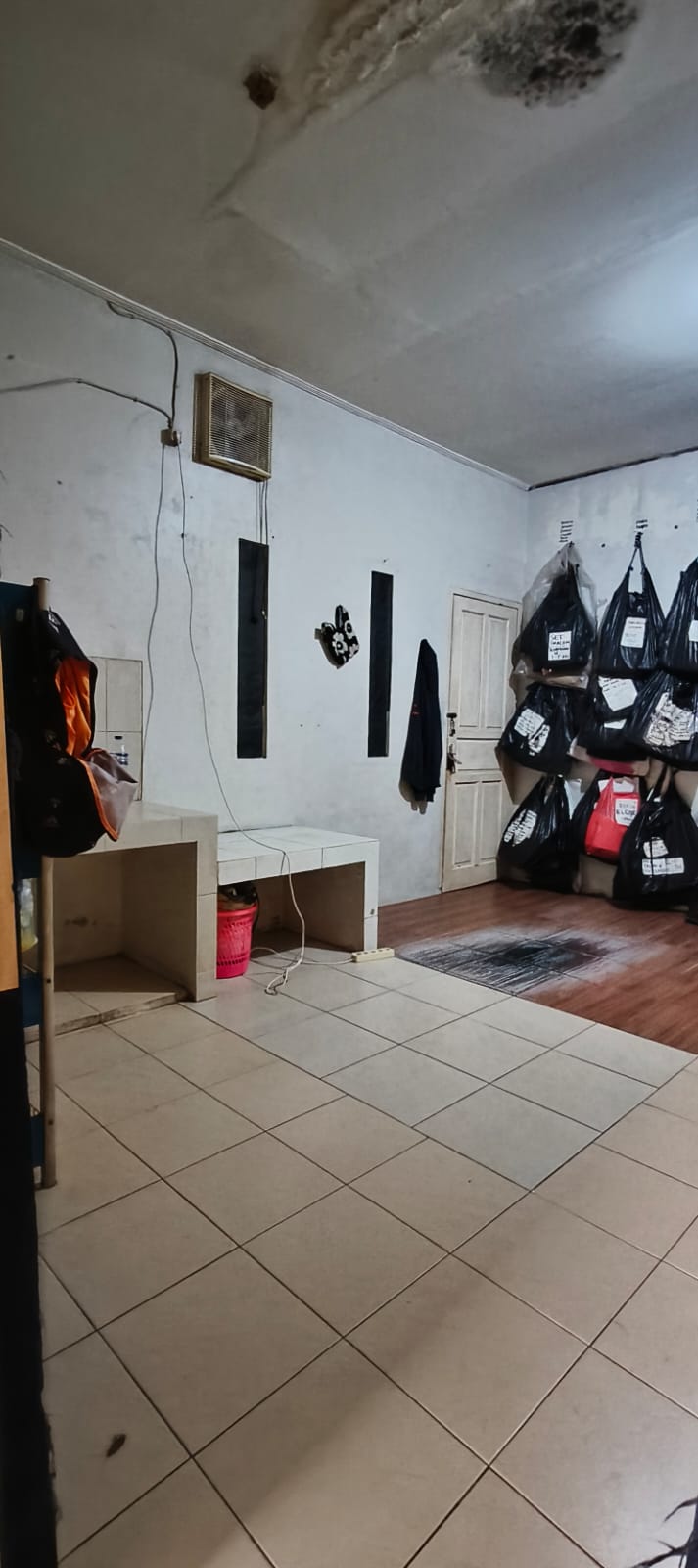 Dijual rumah bagus minimalis di Harapan Indah Cluster Ifolia