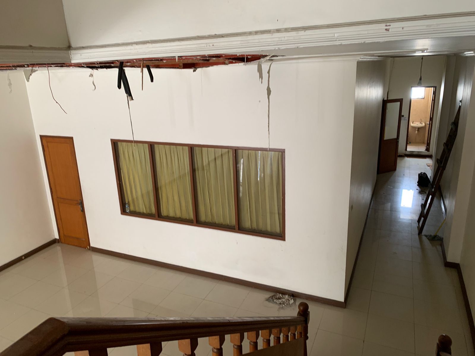 Dijual Tanah dan Gedung Jl. Tunjungan, Kel. Genteng, Surabaya