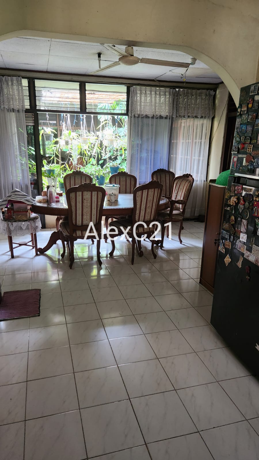 Dijual Rumah Strategis di Bendungan Hilir, Tanah Abang, Jakarta