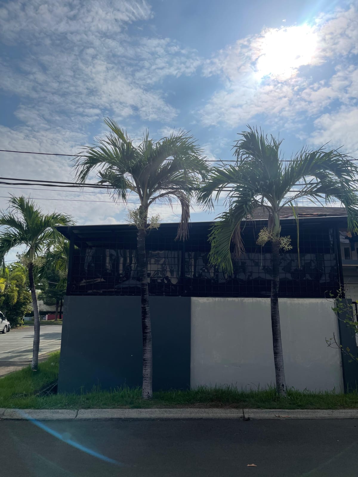 Dijual rumah bagus minimalis di Harapan Indah Cluster Ifolia