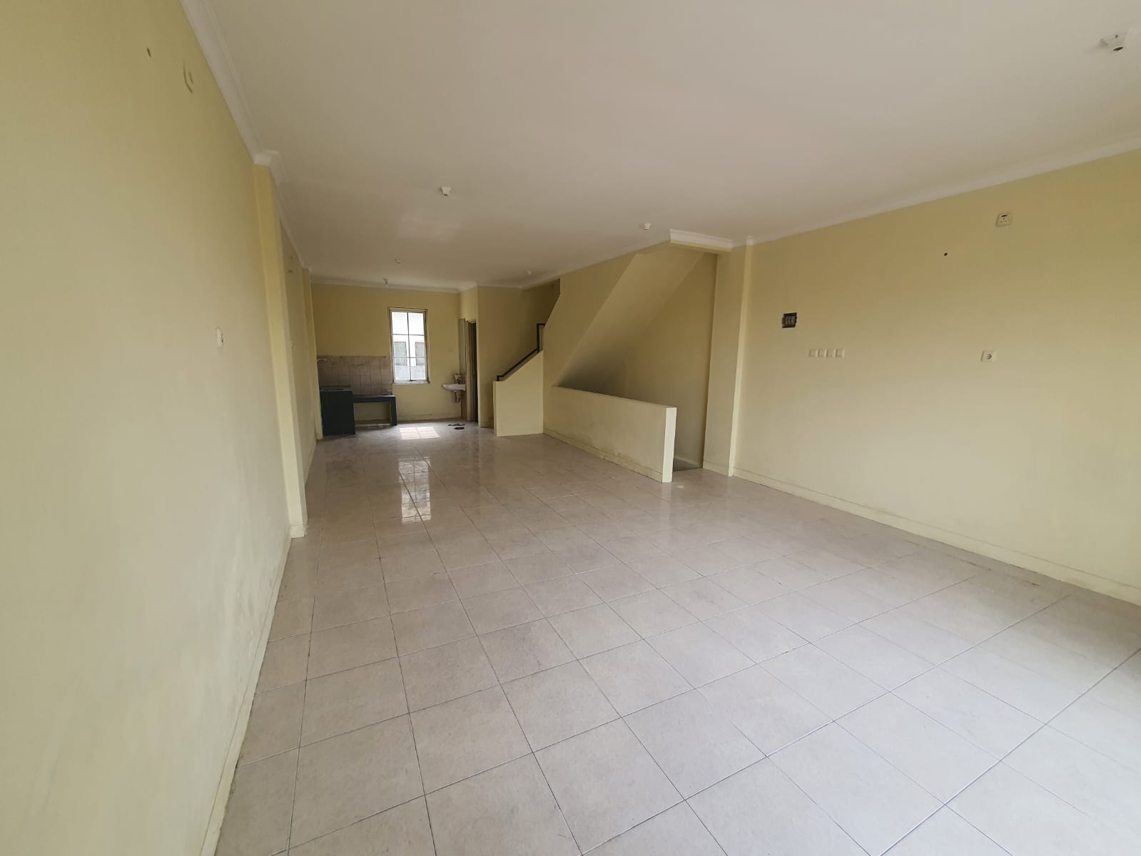 Dijual ruko Sentra Niaga Harapan Indah siap pakai