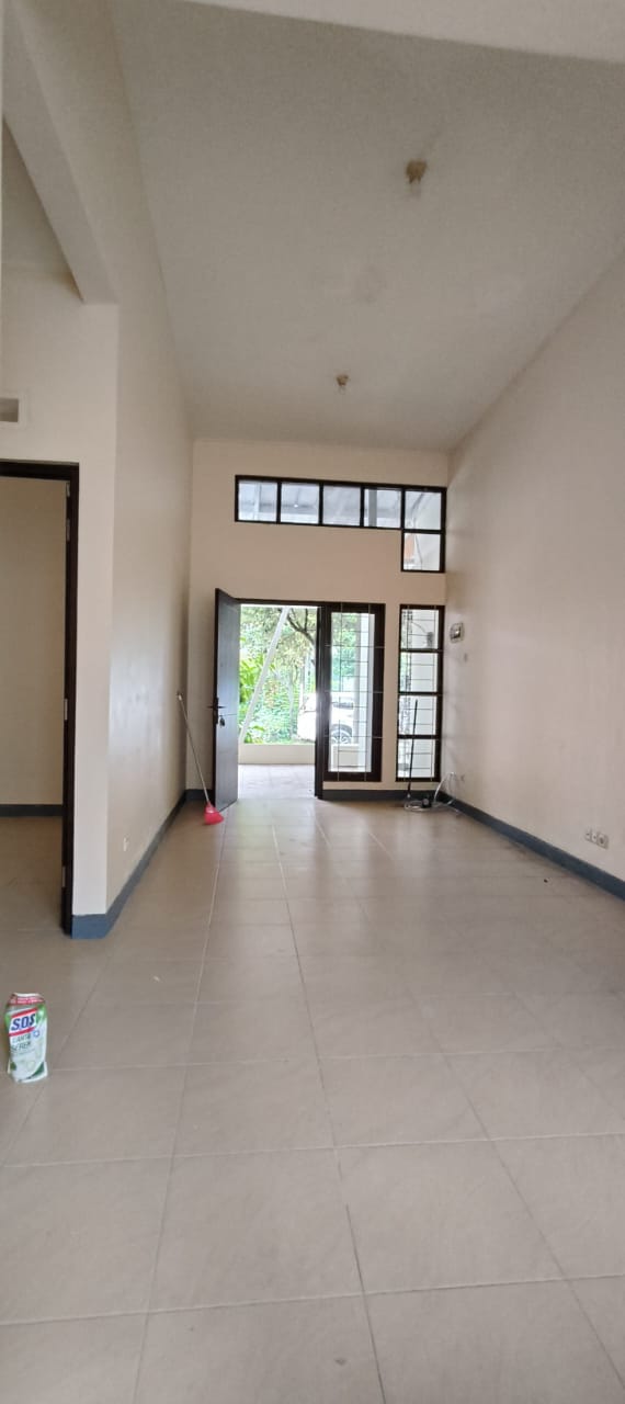 Dijual rumah terenovasi di Harapan Mulya Regency Cluster Acacia