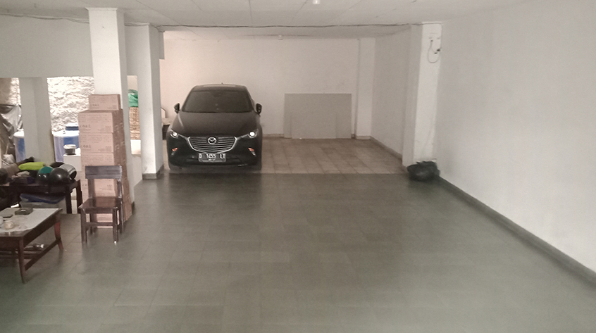 Rumah Full Furnish & Kantor Dgn Fasilitas Gym Berikut Peralatan