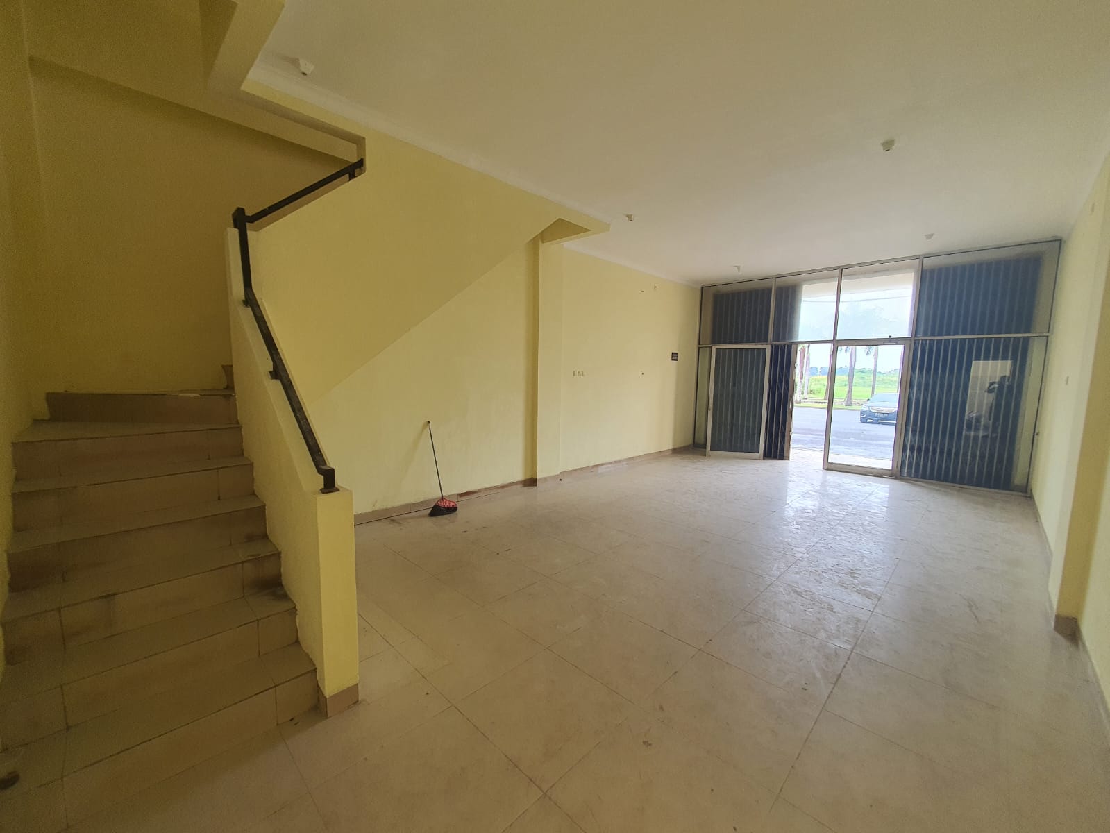 Dijual ruko Sentra Niaga Harapan Indah siap pakai