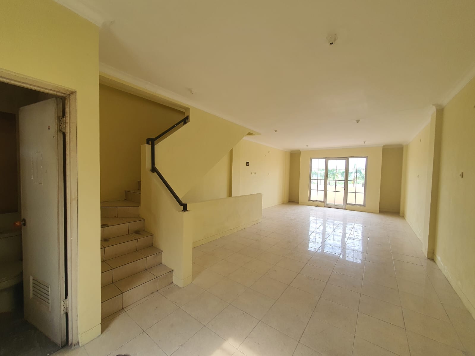 Dijual ruko Sentra Niaga Harapan Indah siap pakai