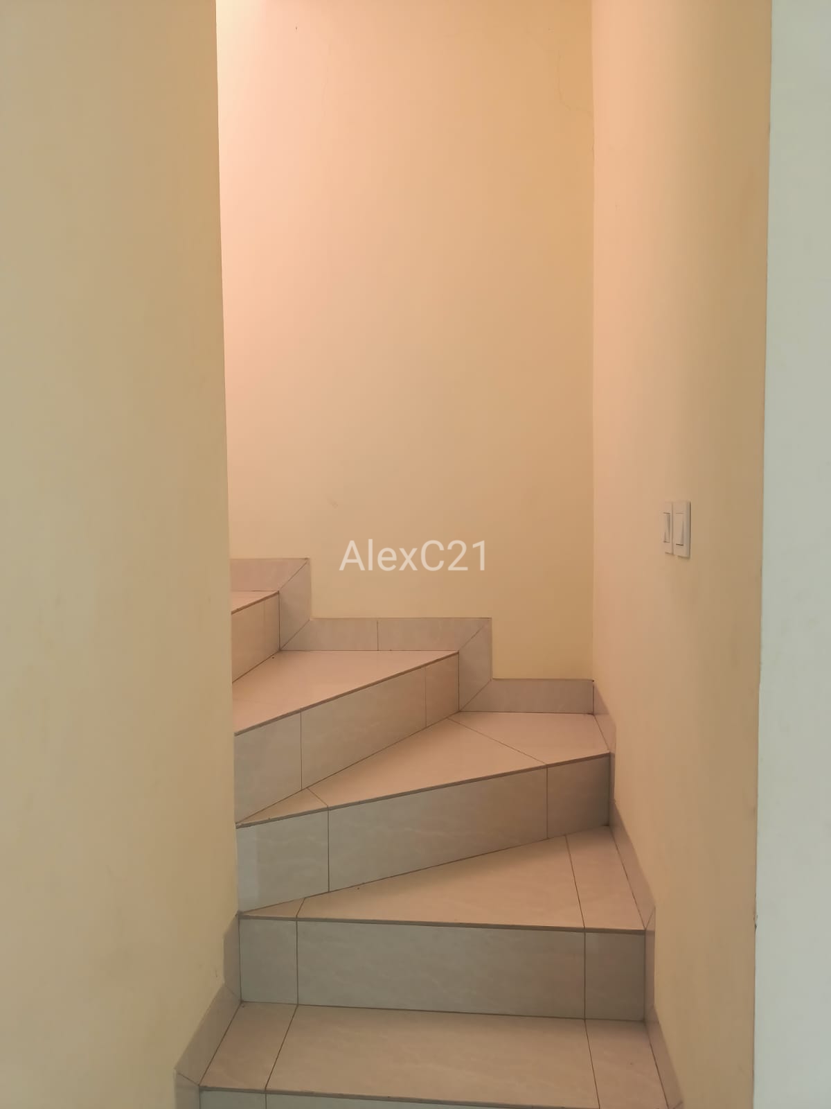 Dijual Rumah Cluster Cantik di Serua Indah, Ciputat, Tangerang