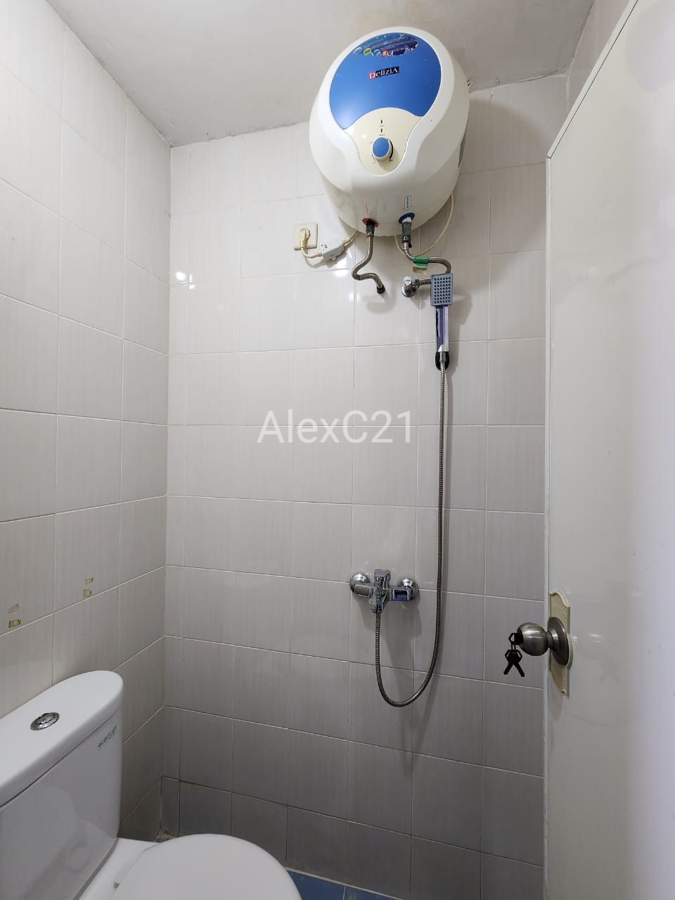 Dijual 2 unit rumah kos baru gandeng di Tanjung Turen