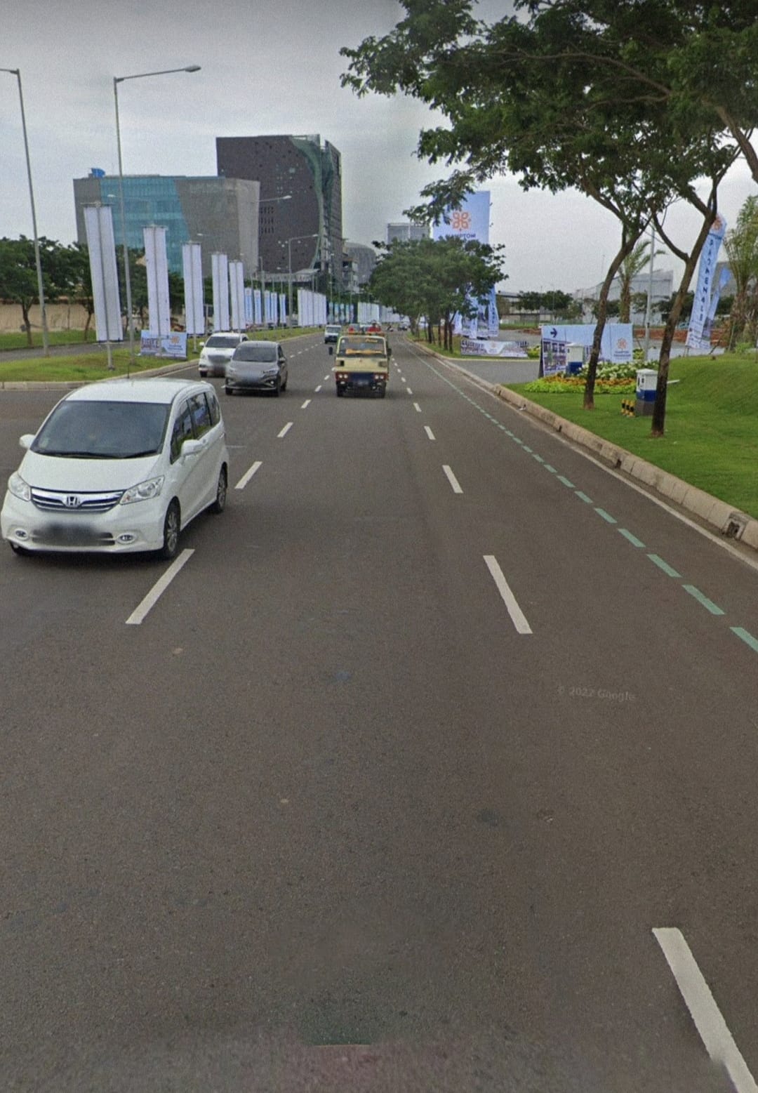 Dijual Kavling Komersial Hampton Square di Jl. Boulevard Gading