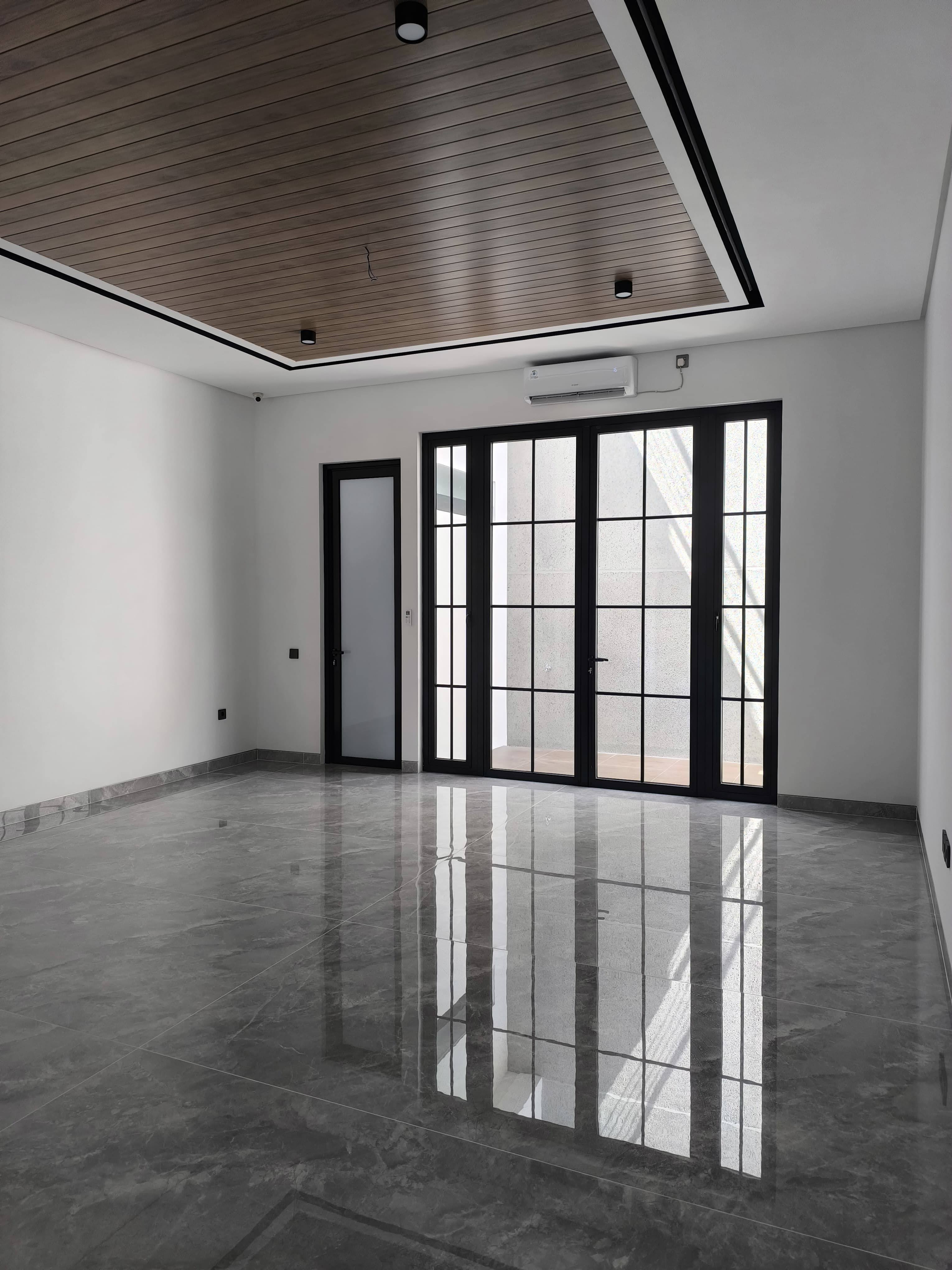 Rumah New Gress Modern WATERFRONT CBD Citraland, dekat UC