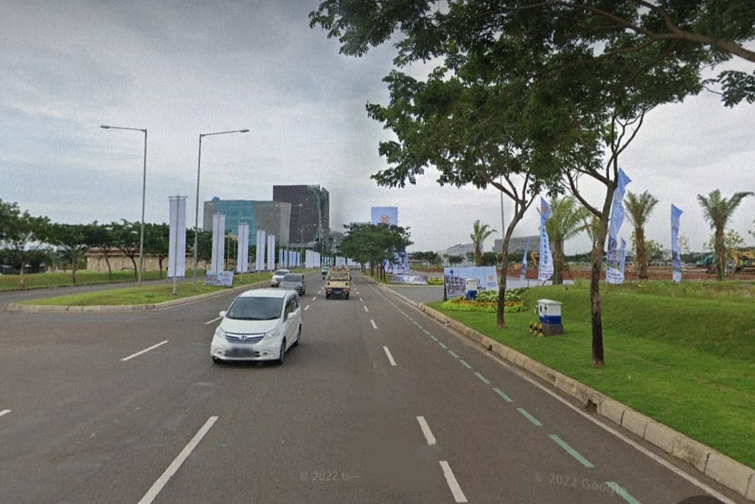 Dijual Kavling Komersial Hampton Square di Jl. Boulevard Gading