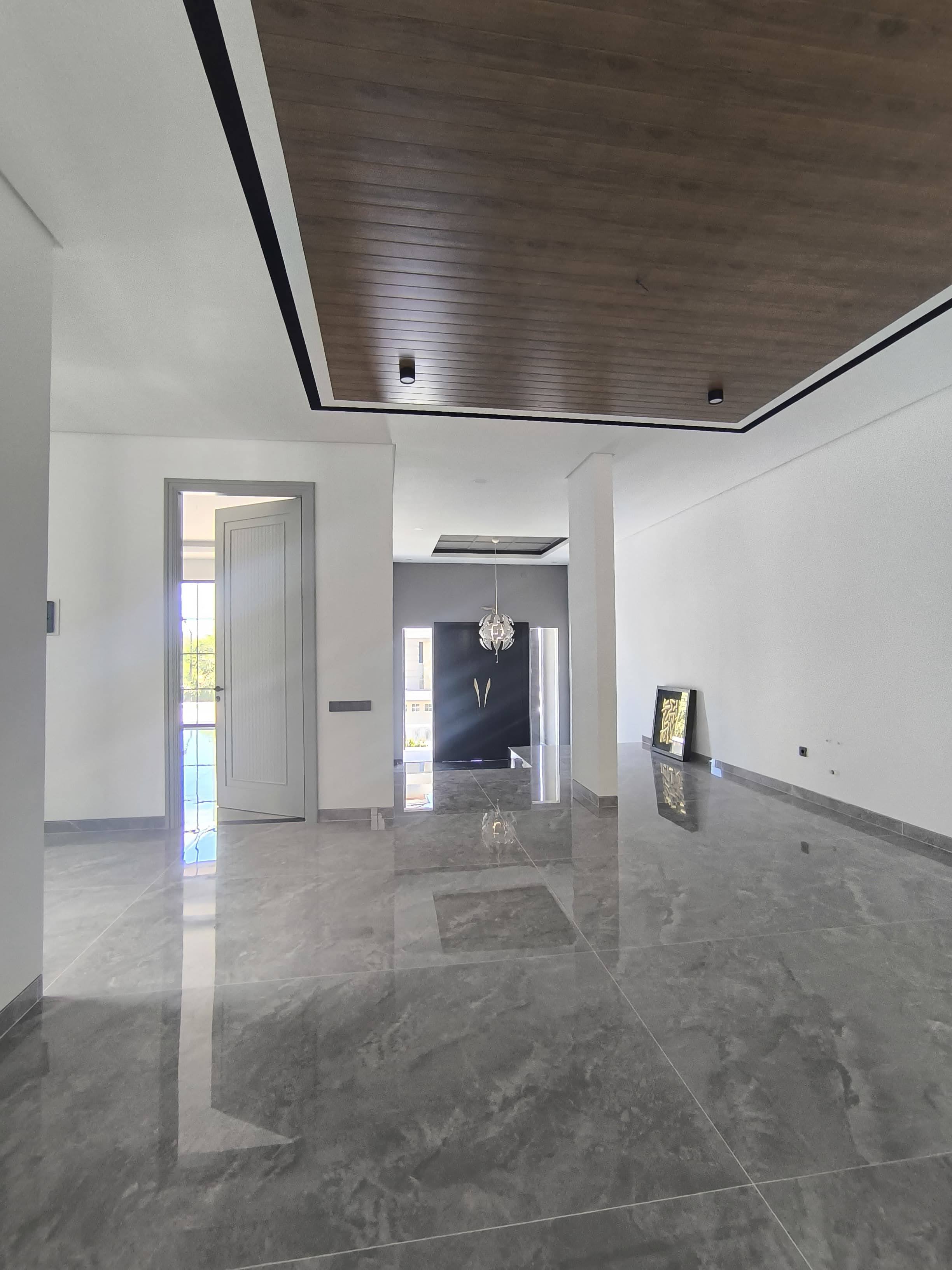 Rumah New Gress Modern WATERFRONT CBD Citraland, dekat UC