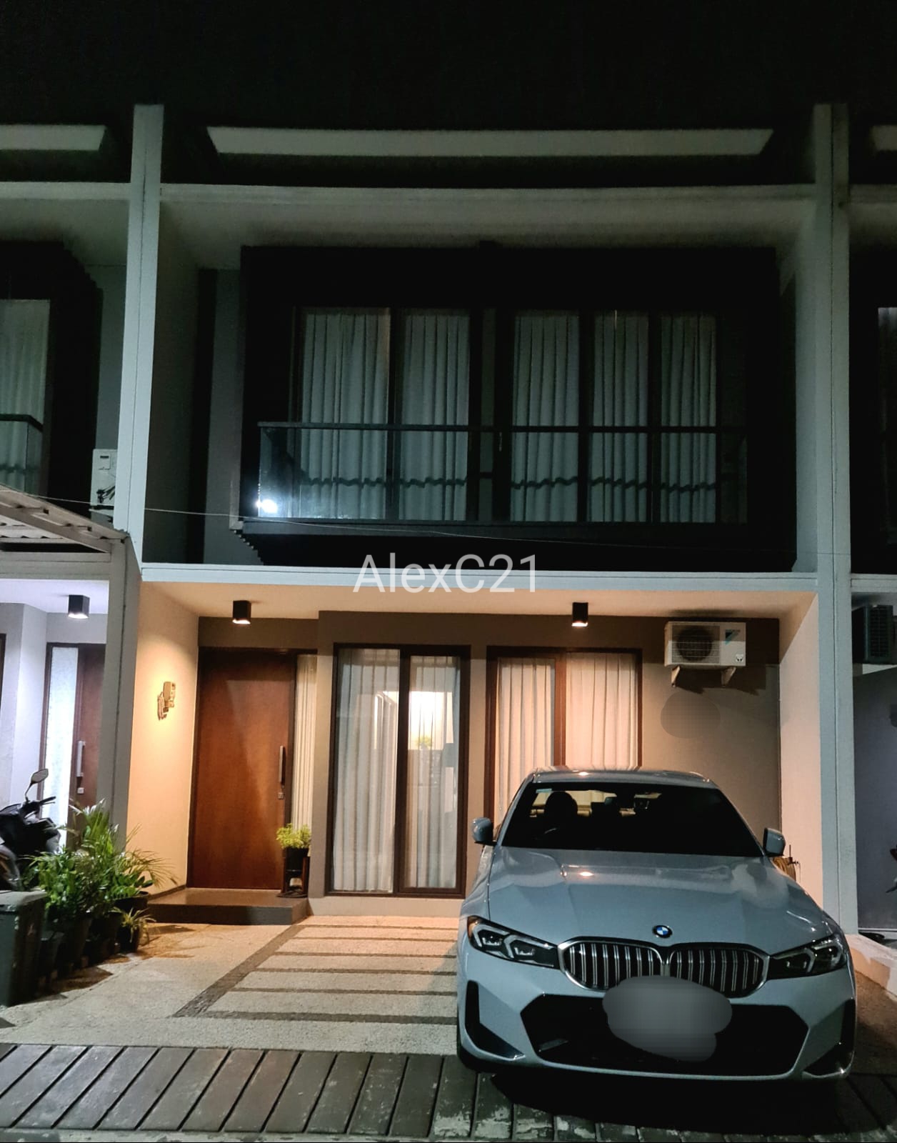 Dijual Rumah Cluster Semifurnished di Golden City, Teluk Pucung