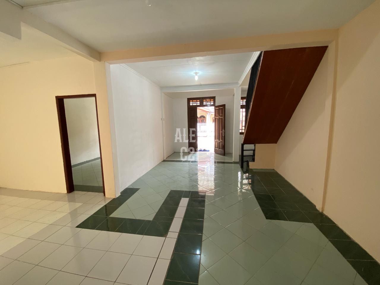 Jual rumah komplek 2 lantai  di Duren Sawit, Jakarta Timur