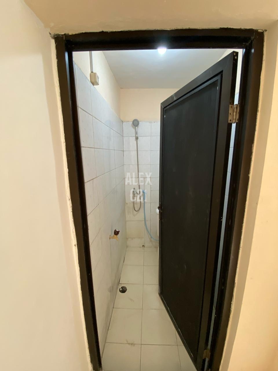 Jual rumah komplek 2 lantai  di Duren Sawit, Jakarta Timur