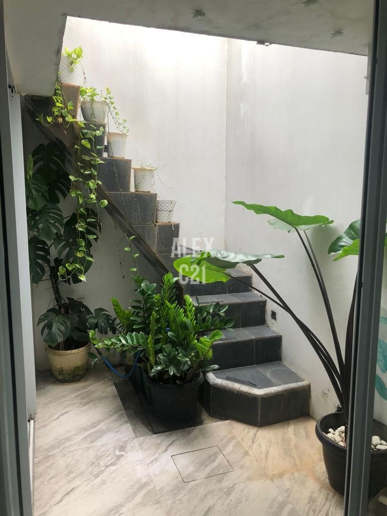 Dijual rumah di the riviera at puri, Cipondoh,  Tangerang