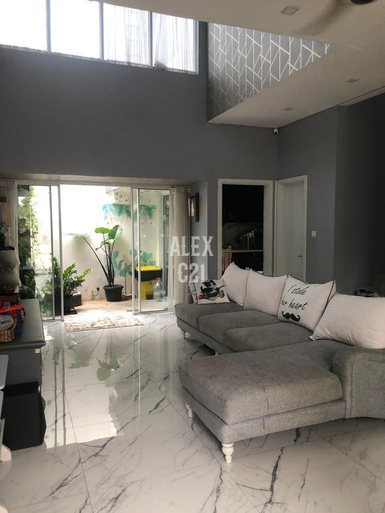 Dijual rumah di the riviera at puri, Cipondoh,  Tangerang