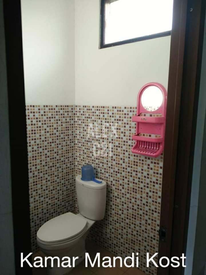 Dijual rumah di Pamulang, Benda Baru, Tangerang Selatan