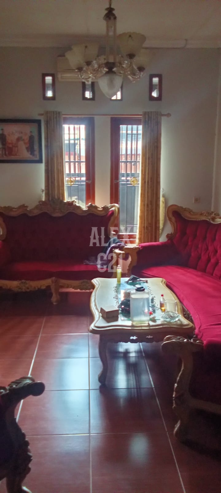 Dijual rumah di Pamulang, Benda Baru, Tangerang Selatan