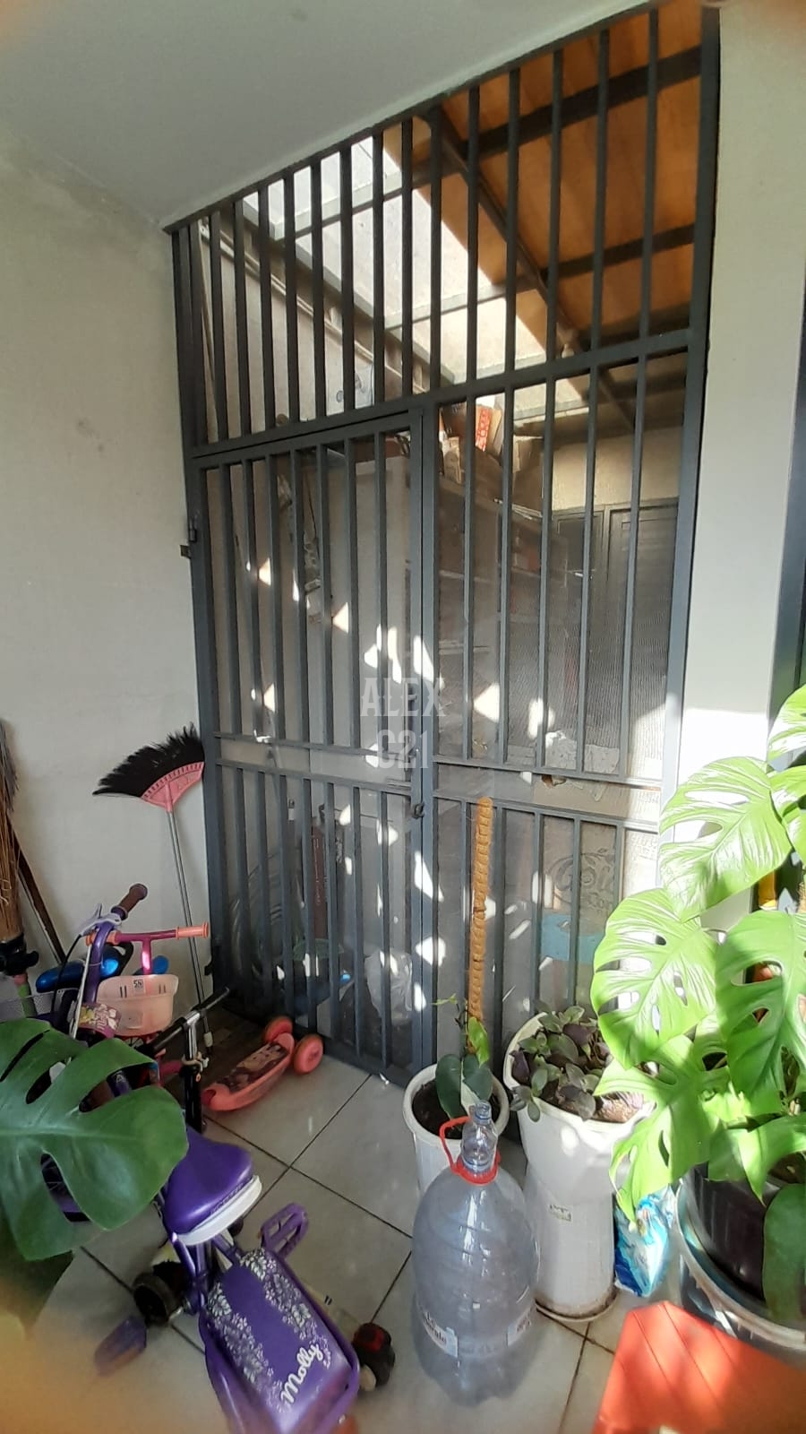 Dijual rumah di komplek Pondok Pekayon indah,  Pekayon Jaya