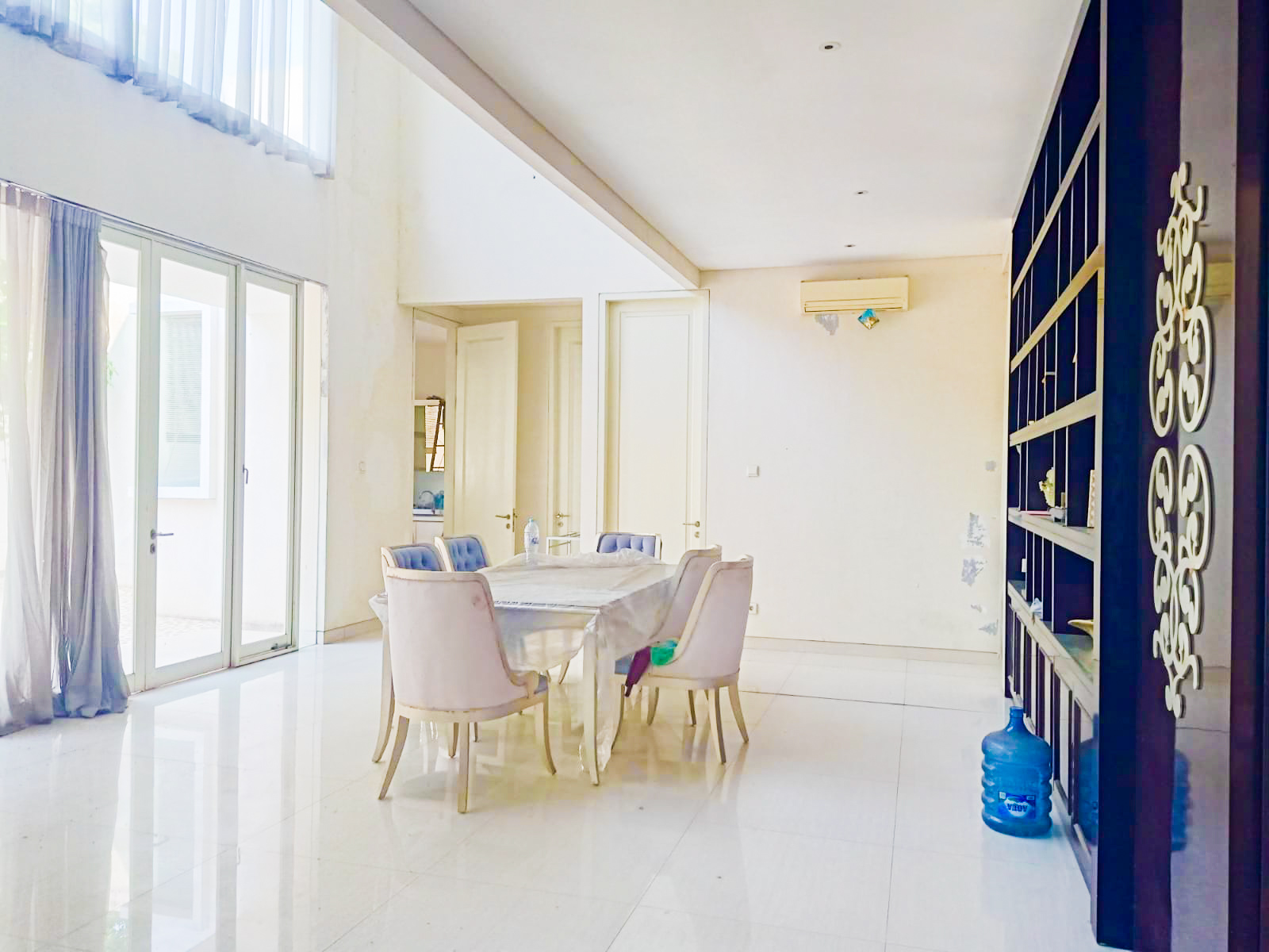 Disewakan Rumah Raya Boulevard PALM BEACH Pakuwon City Surabaya