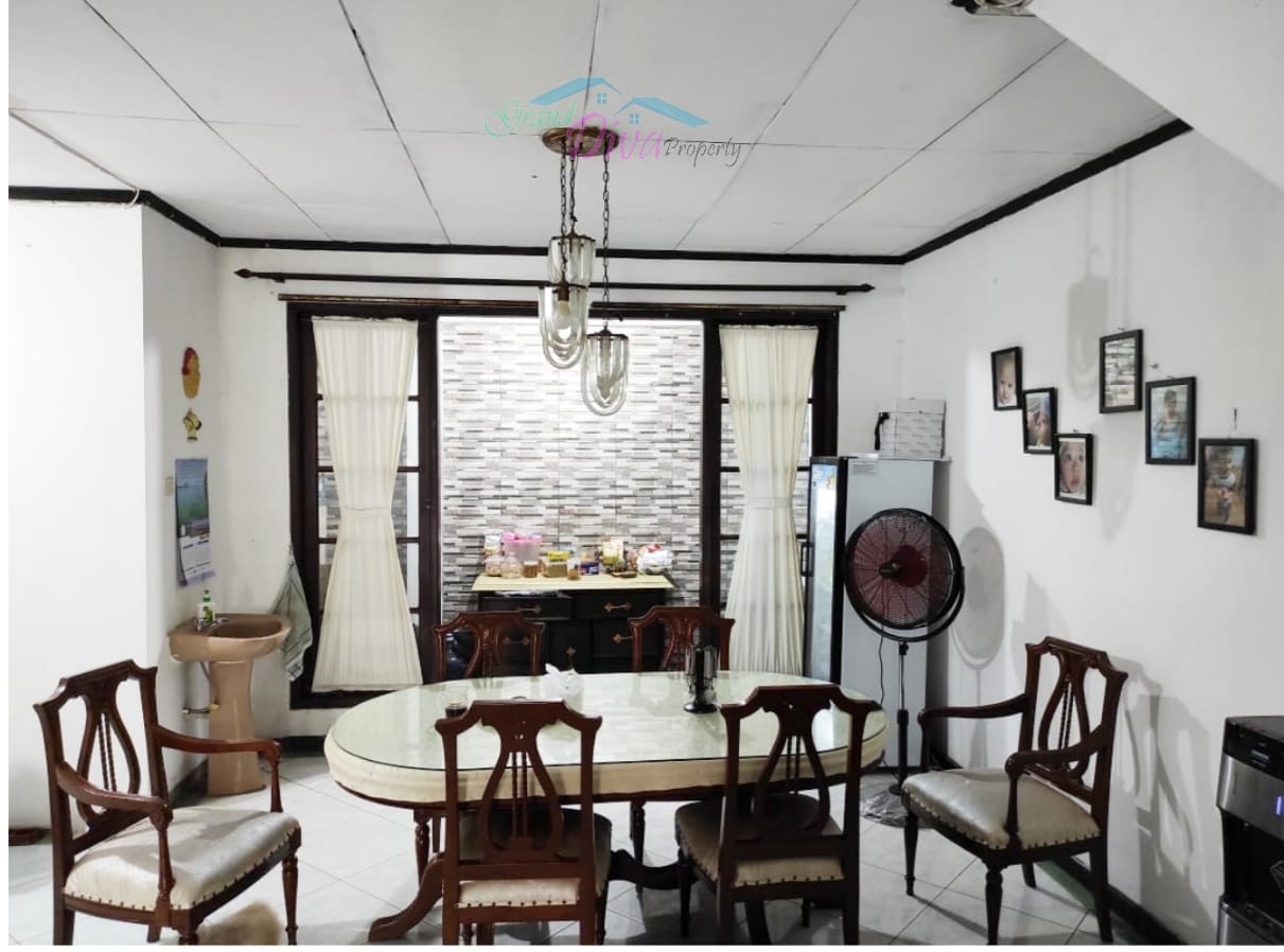 RUMAH DI NUSA INDAH JAKA SETIA