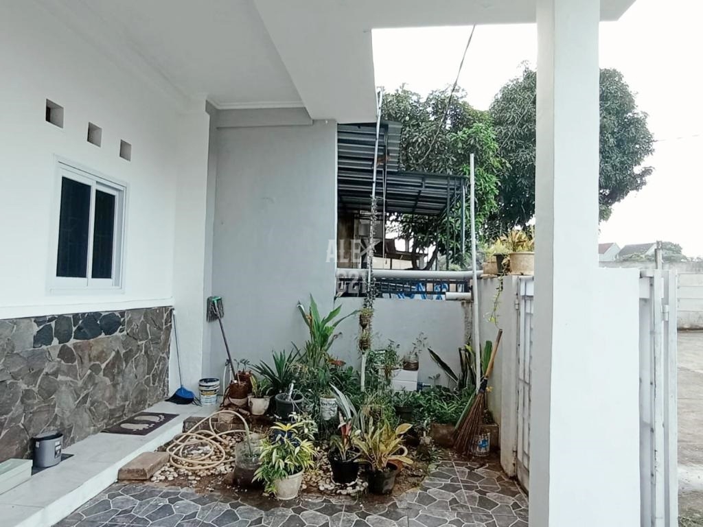 Rumah Dijual di Perumahan Griya Azzahra Serua Indah Ciputat