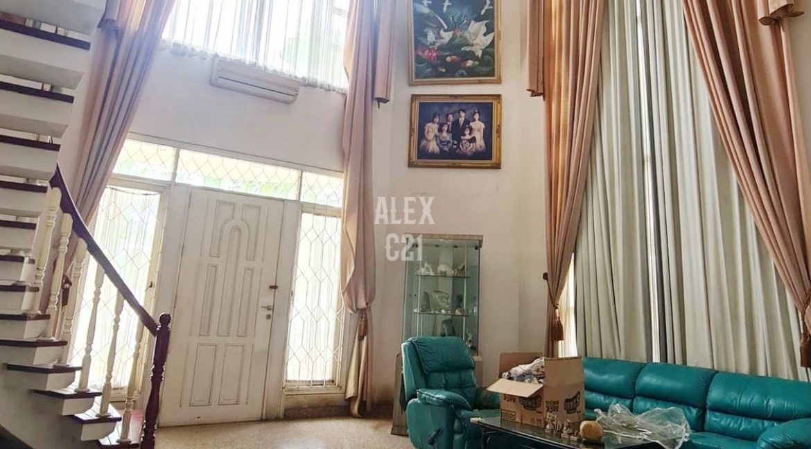 Jual Komplek Mewah Kebun Jeruk Intercon, Kebon Jeruk, Jakarta