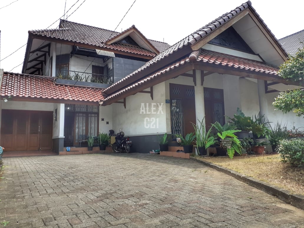 Rumah Dijual 2 Lantai siap huni di Jl. MH. Thamrin, Cikokol