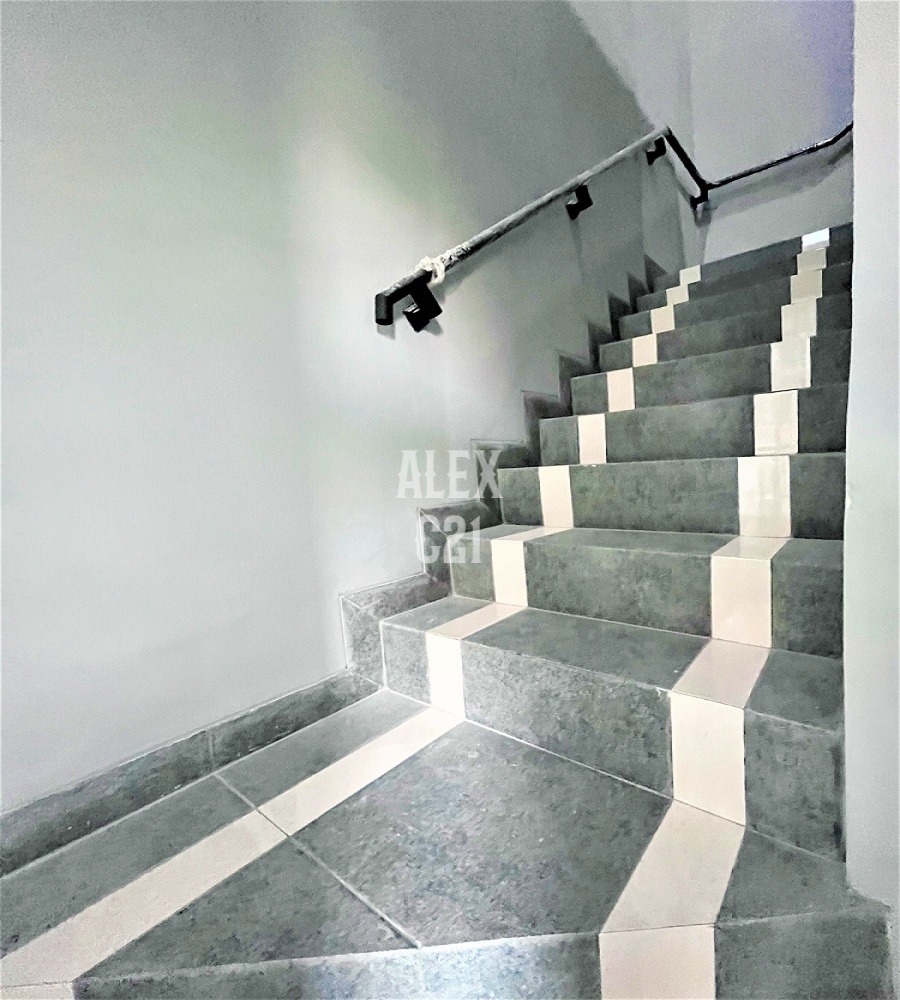 Dijual Rumah Baru 3 Lantai Design Minimalis di Pesanggrahan