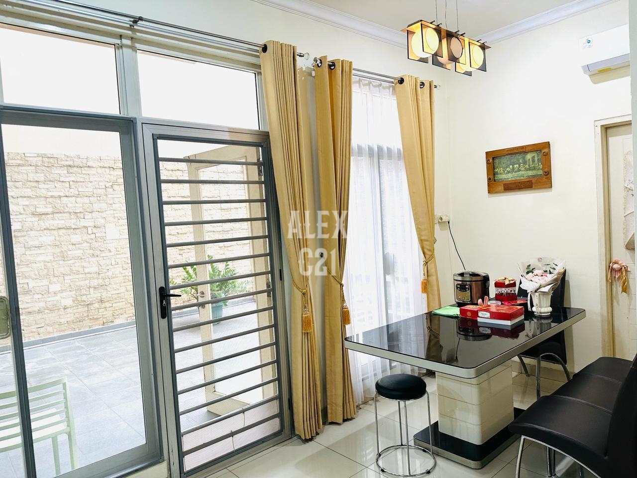 Dijual Rumah diPuri Mansion,kosambi, cengkareng jakarta barat