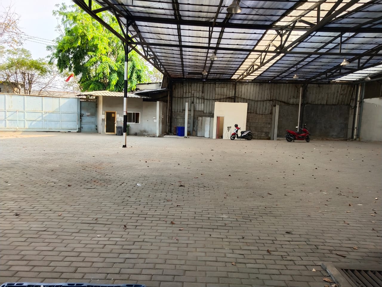 Dijual Pabrik dan Gudang  Jln. Iskandar Muda,Sewan, Tangerang