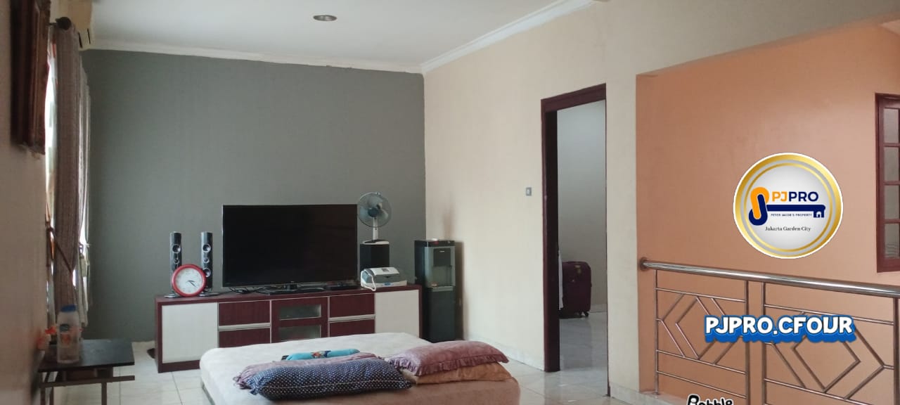 Dijual Rumah dengan Lokasi Bebas Banjir di Cluster Bulevar Hijau