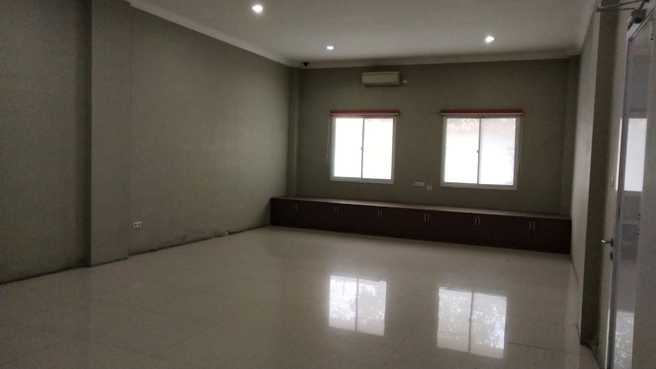 Dijual Pabrik dan Gudang  Jln. Iskandar Muda,Sewan, Tangerang