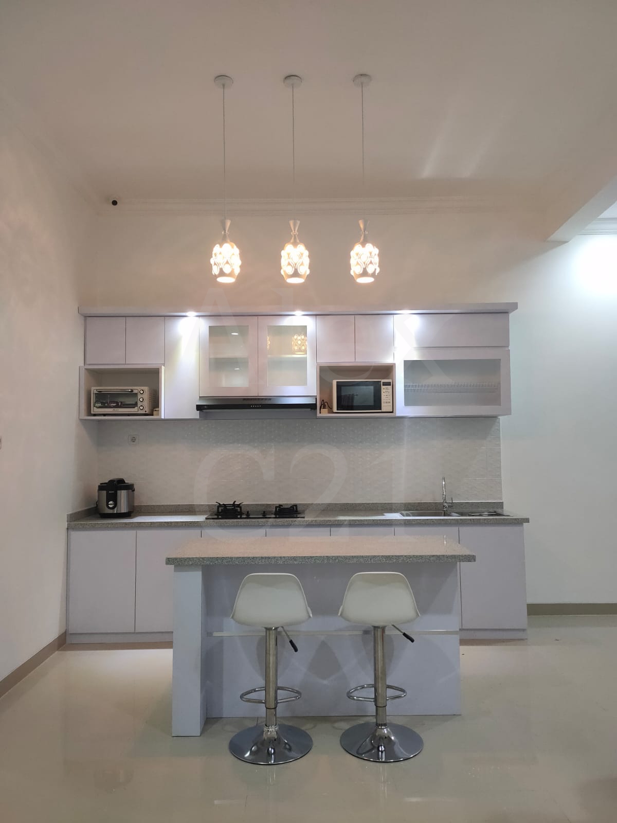 Dijual Rumah baru modern tropis 3 lantai di hook di jatibening
