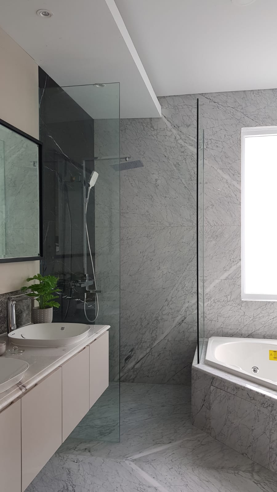 Dijual Rumah di PASADENA GRAND RESIDENCE MODERN TROPIS,Tangerang