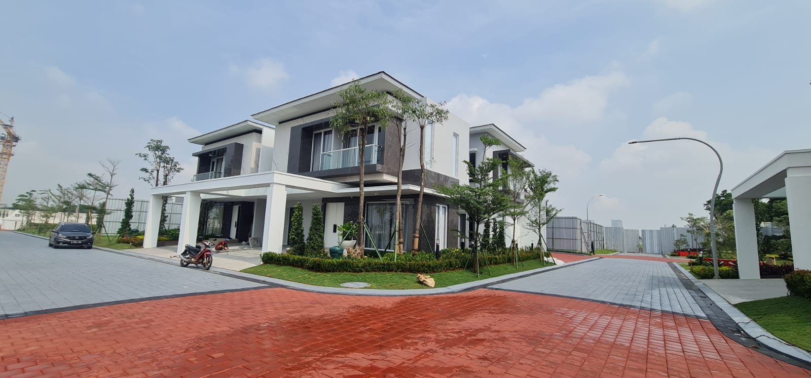 Dijual Rumah di PASADENA GRAND RESIDENCE MODERN TROPIS,Tangerang