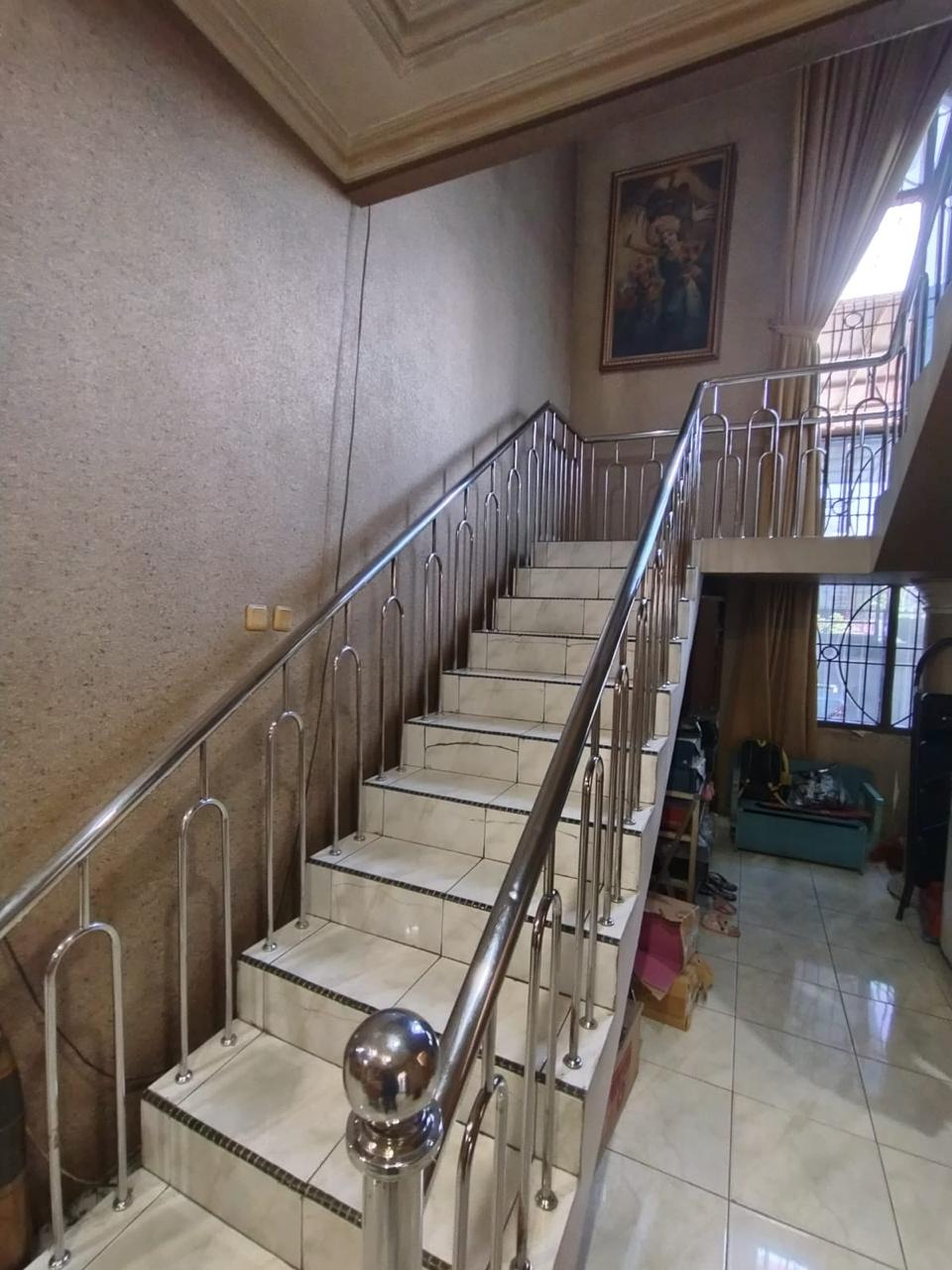 Dijual Rumah di Taman Palem Lestari, Cengkareng, Jakarta Barat