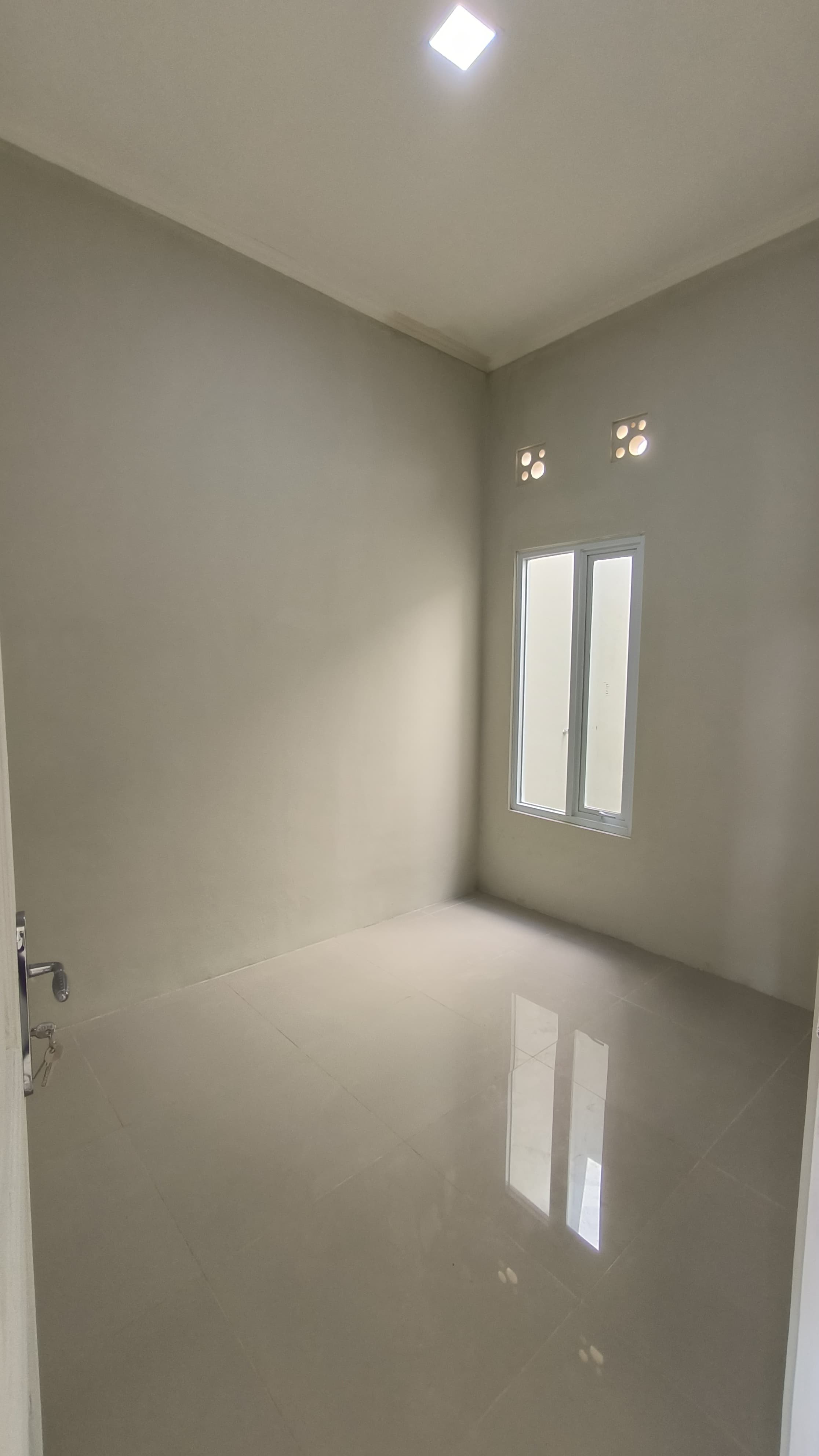 400 Jutaan rumah di Cluster Cileunyi - bisa KPR DP 0 % - 1 UNIT