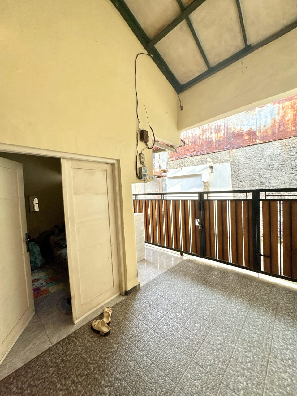 Dijual rumah tinggal minimalis di Pejaten Jakarta Selatan