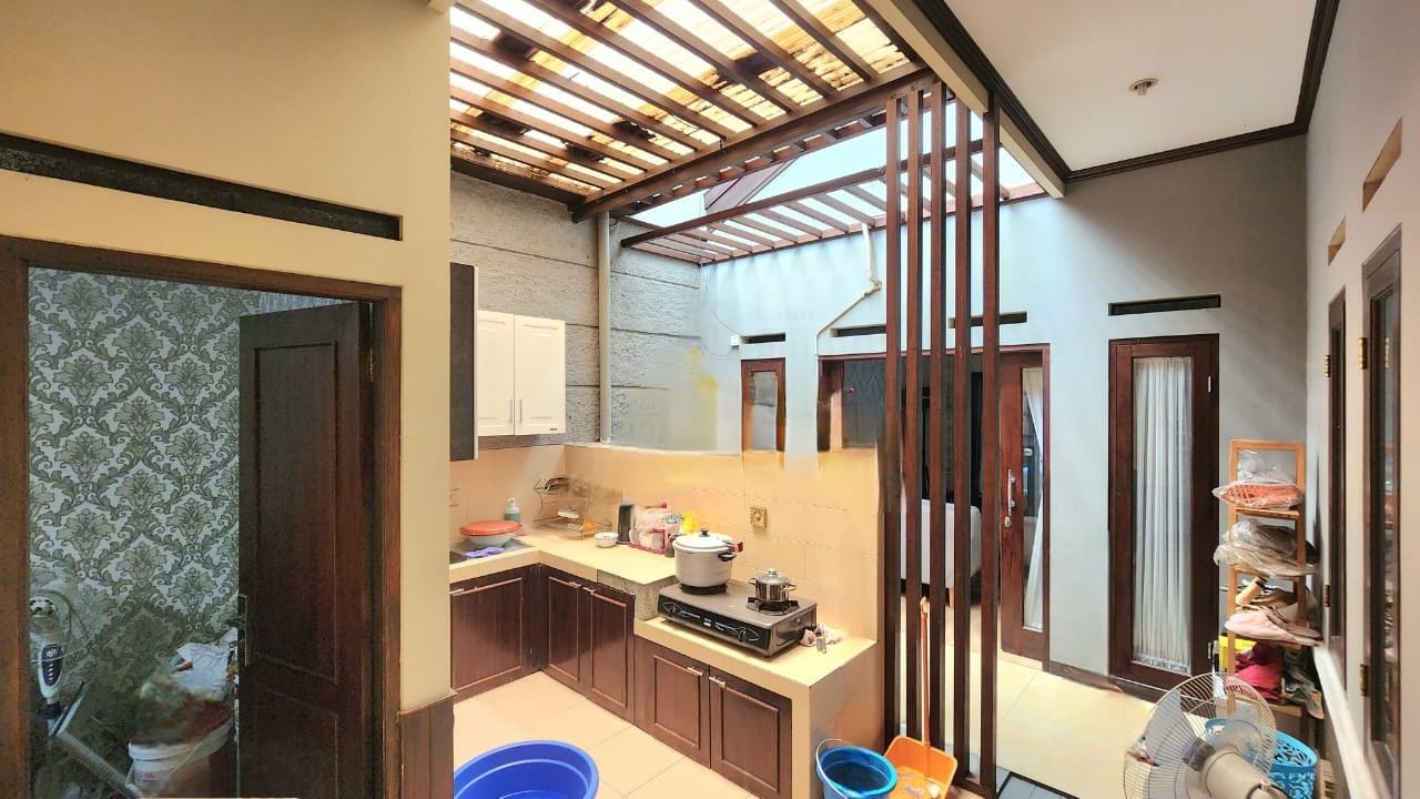 Rumah nyaman terawat siap huni di Arcamanik Endah Kota Bandung